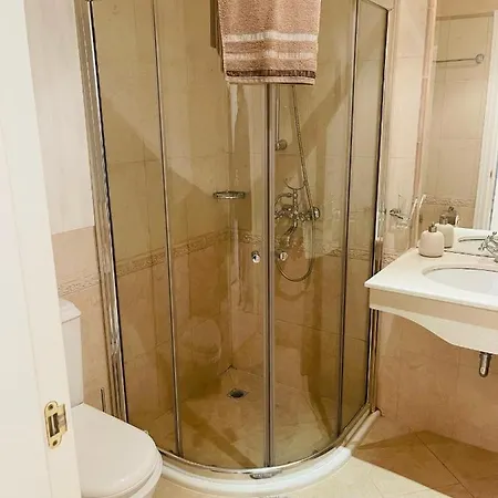 Flores Garden Sea View With Balcony