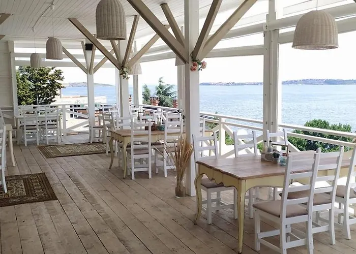 Flores Garden Sea View With Balcony Apartment *