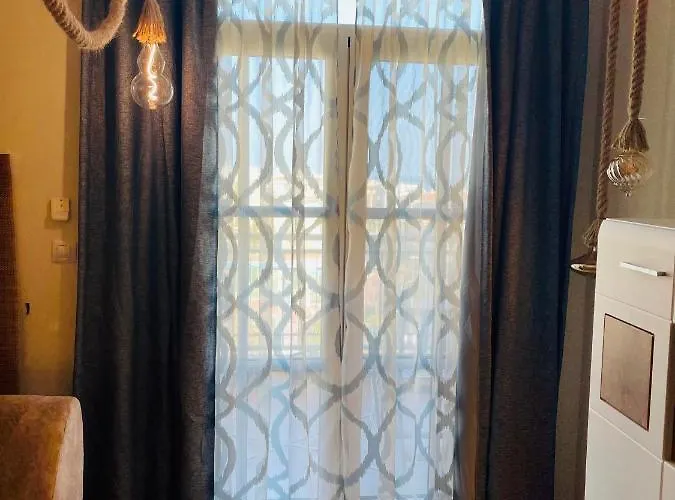 Flores Garden Sea View With Balcony Apartment